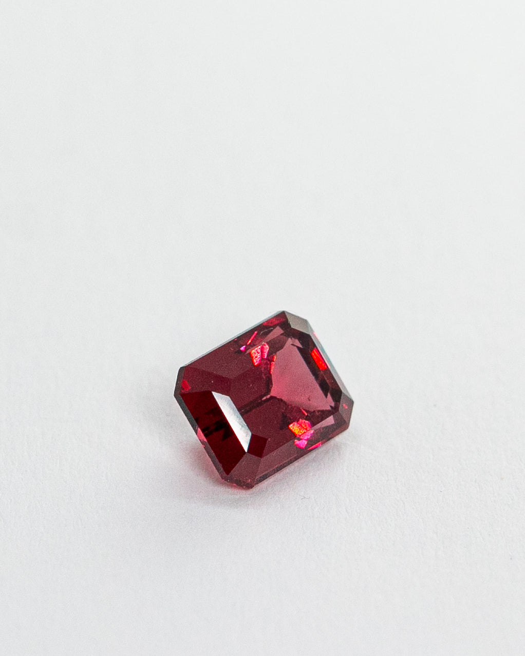 Гранат 2.25ct