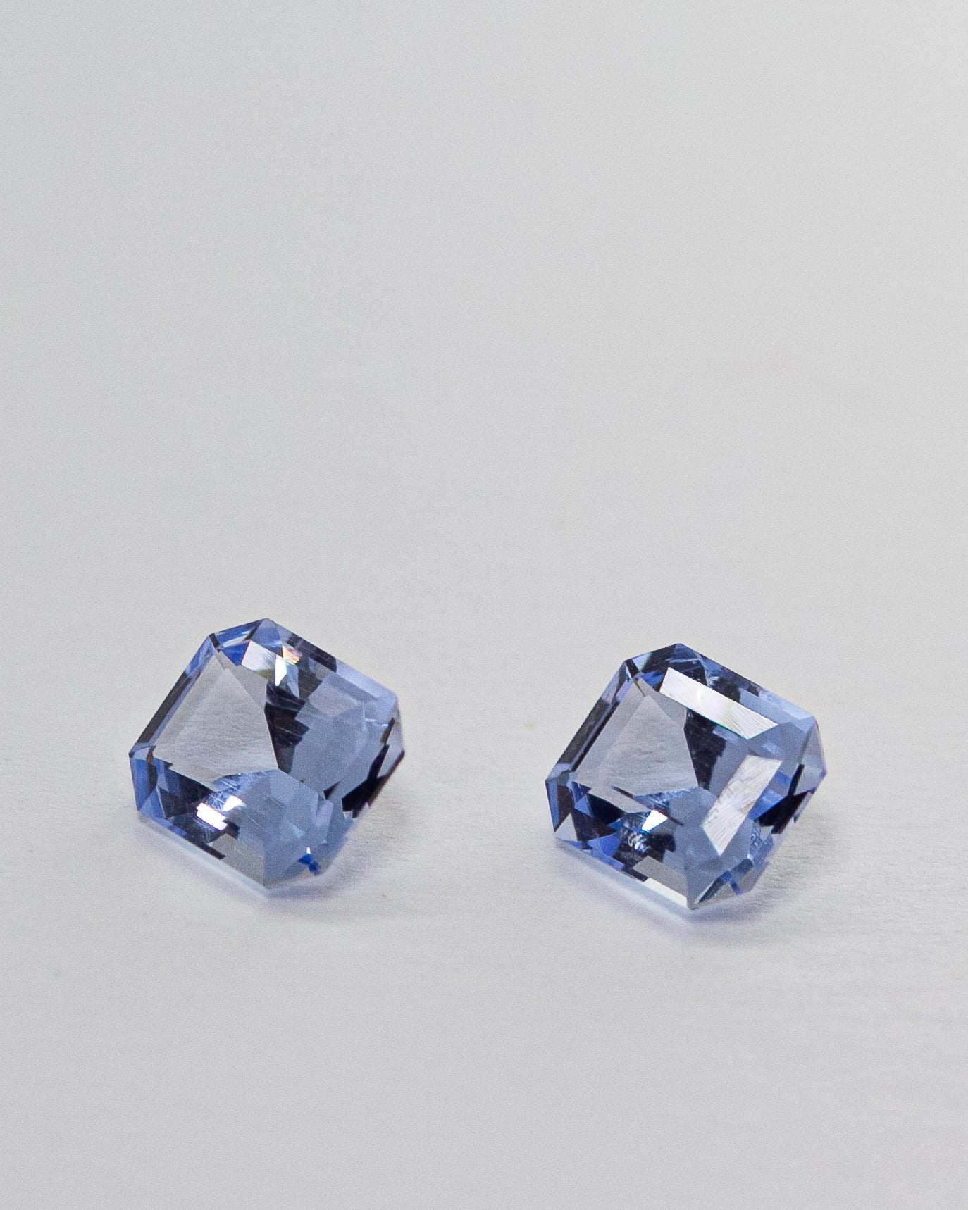 Пара аквамаринов в огранке ашер с сертификатом