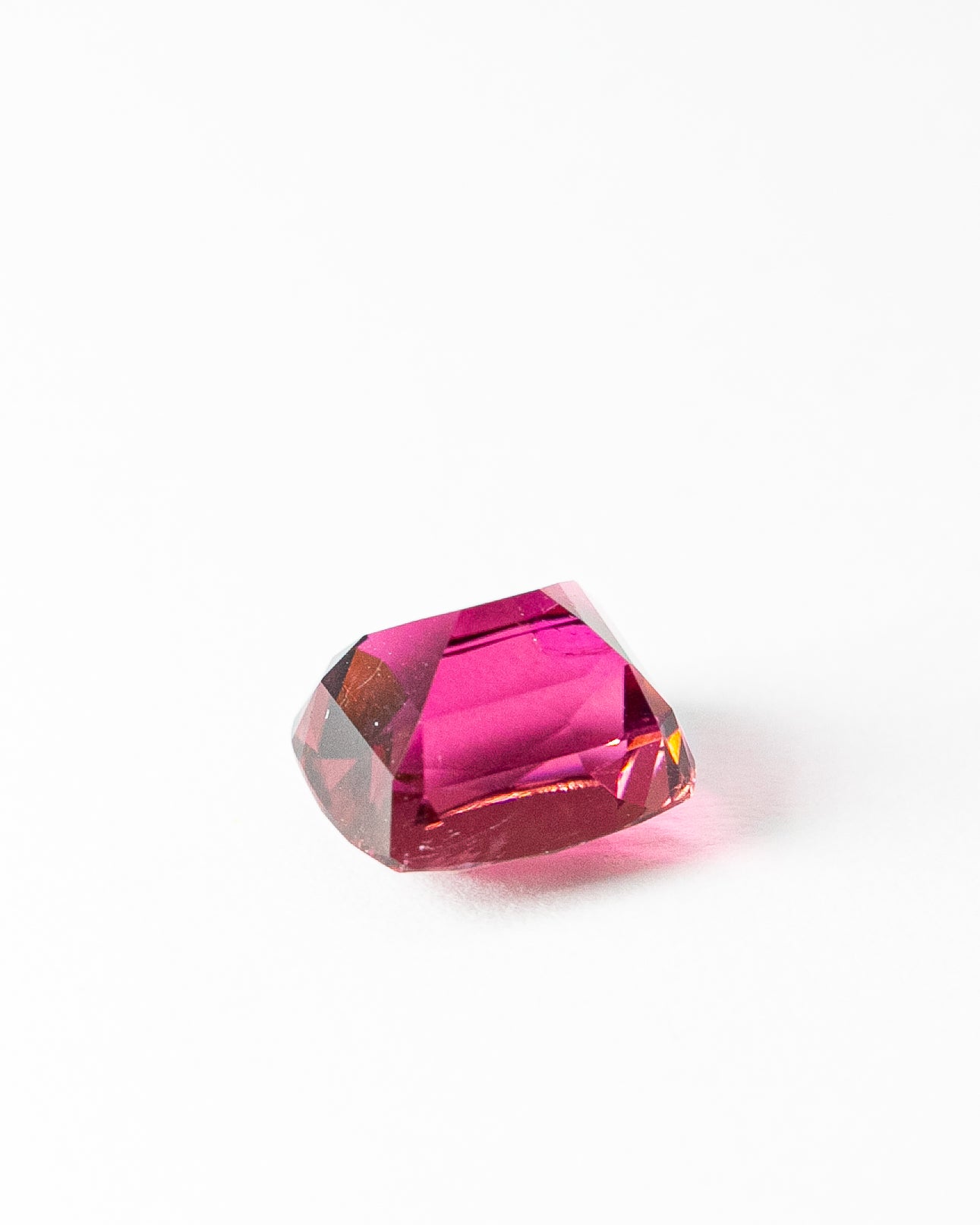Турмалин цвета фуксия 6ct