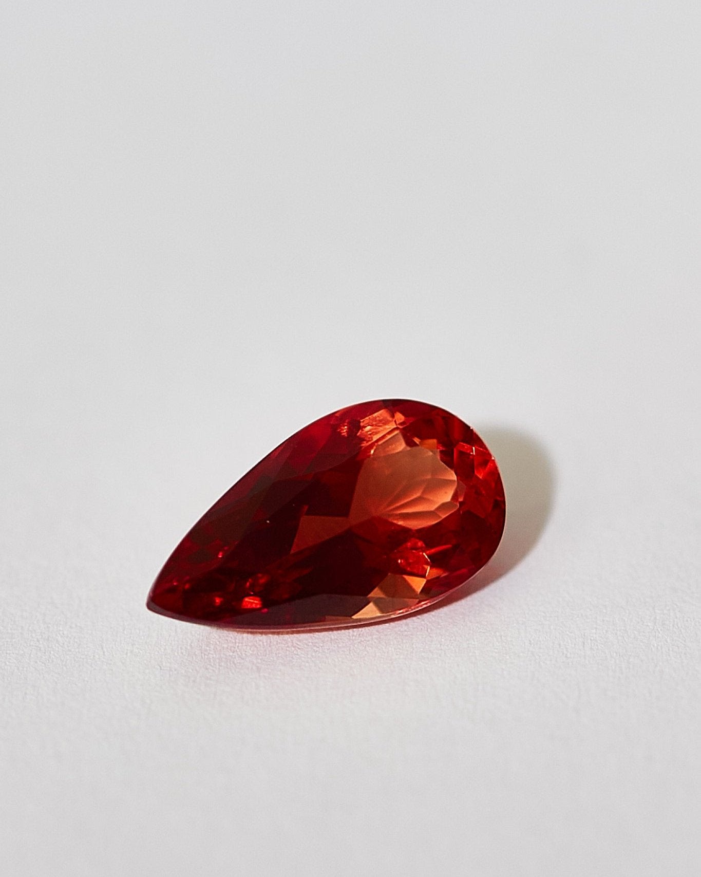 Солнечный камень 2.36ct