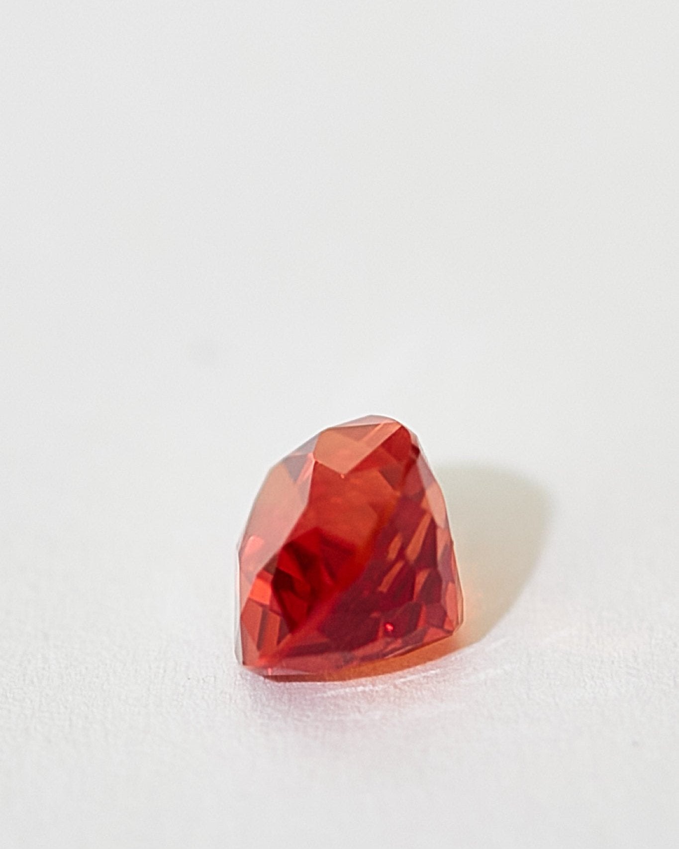 Солнечный камень 2.36ct