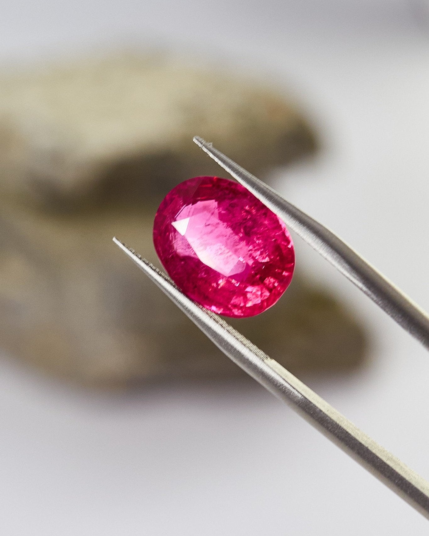 Berry Spinel Mahenge 6.4ct