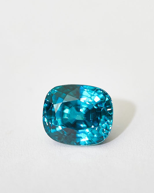 Голубой топаз