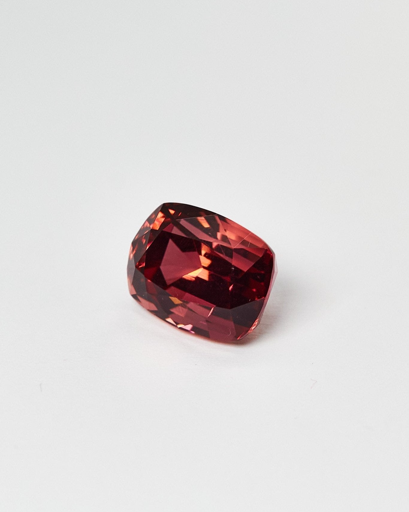 Red wine Tourmaline 12.6ct