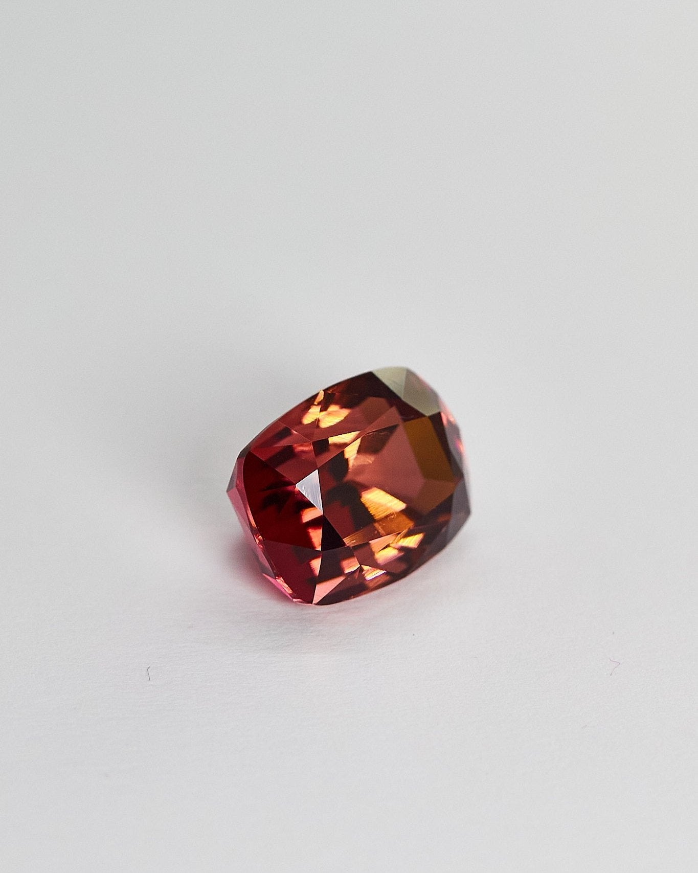 Red wine Tourmaline 12.6ct