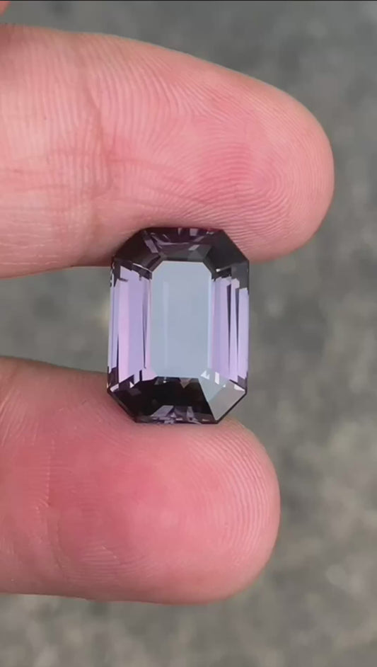 Spinel 9.9ct 15.4×10.7×6.4mm
