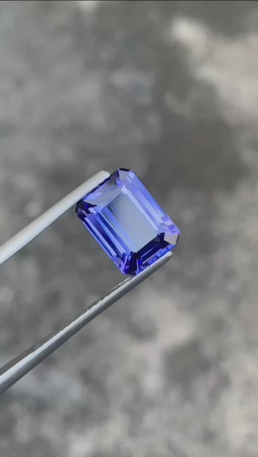 Tanzanite 4.0ct 11×8.2×4.9mm