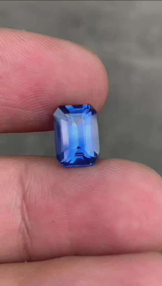 Sapphire 4.12ct Blue Heated 10.1×7×5.6mm
